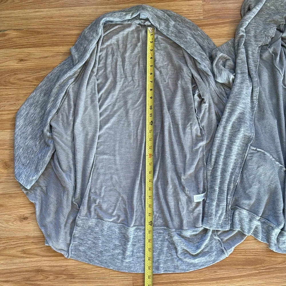 Grey Athleta Cardigan Bundle ✨ both size S - Picture 9 of 16